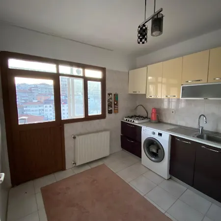 Apartment Esyali Ev